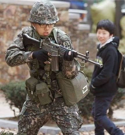 이게.. 구형..? · 11번째 이미지