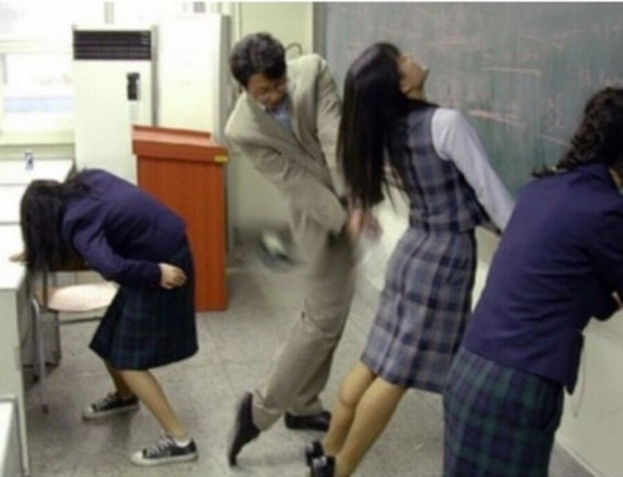 지금이었다면 파면당했을 화이트데이 등장 교사.jpg · 6번째 이미지