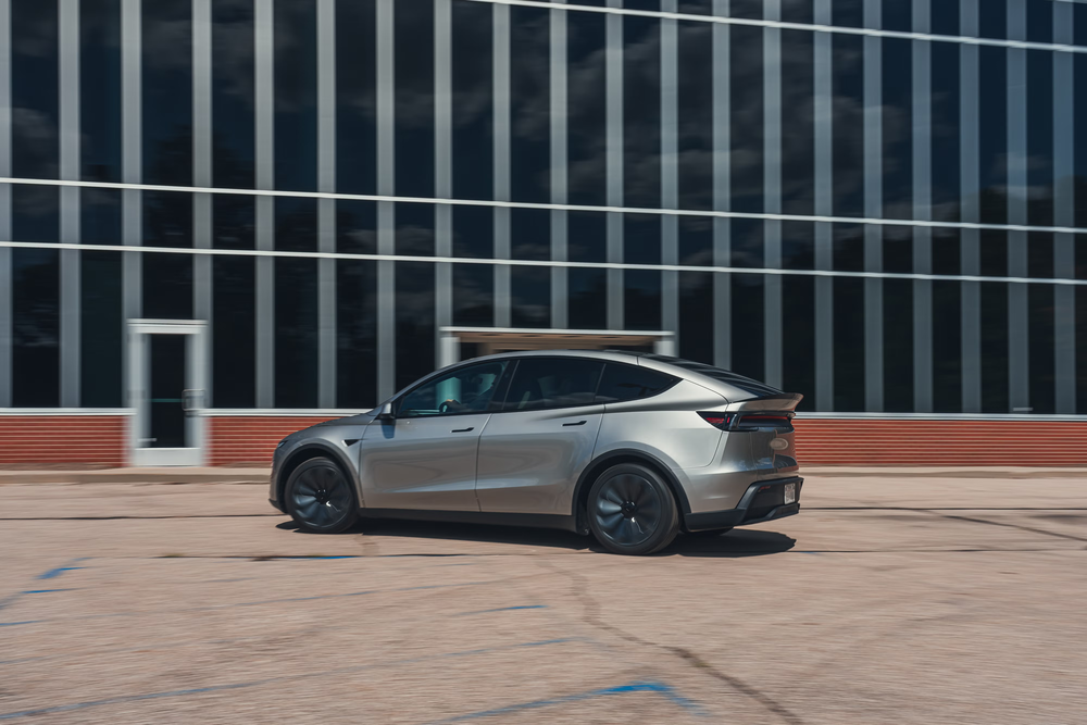 2027 Tesla Model Y L · 4번째 이미지
