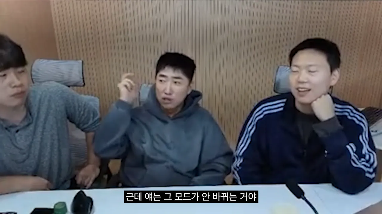 홍진호_ 오현민_ 유리사_ 장동민이 뽑은 최고의 상대 월드컵 19-45 screenshot.png 장동민이 말하는 홍진호가 최근 서바이벌에서 아쉬운 모습을 보였던 이유