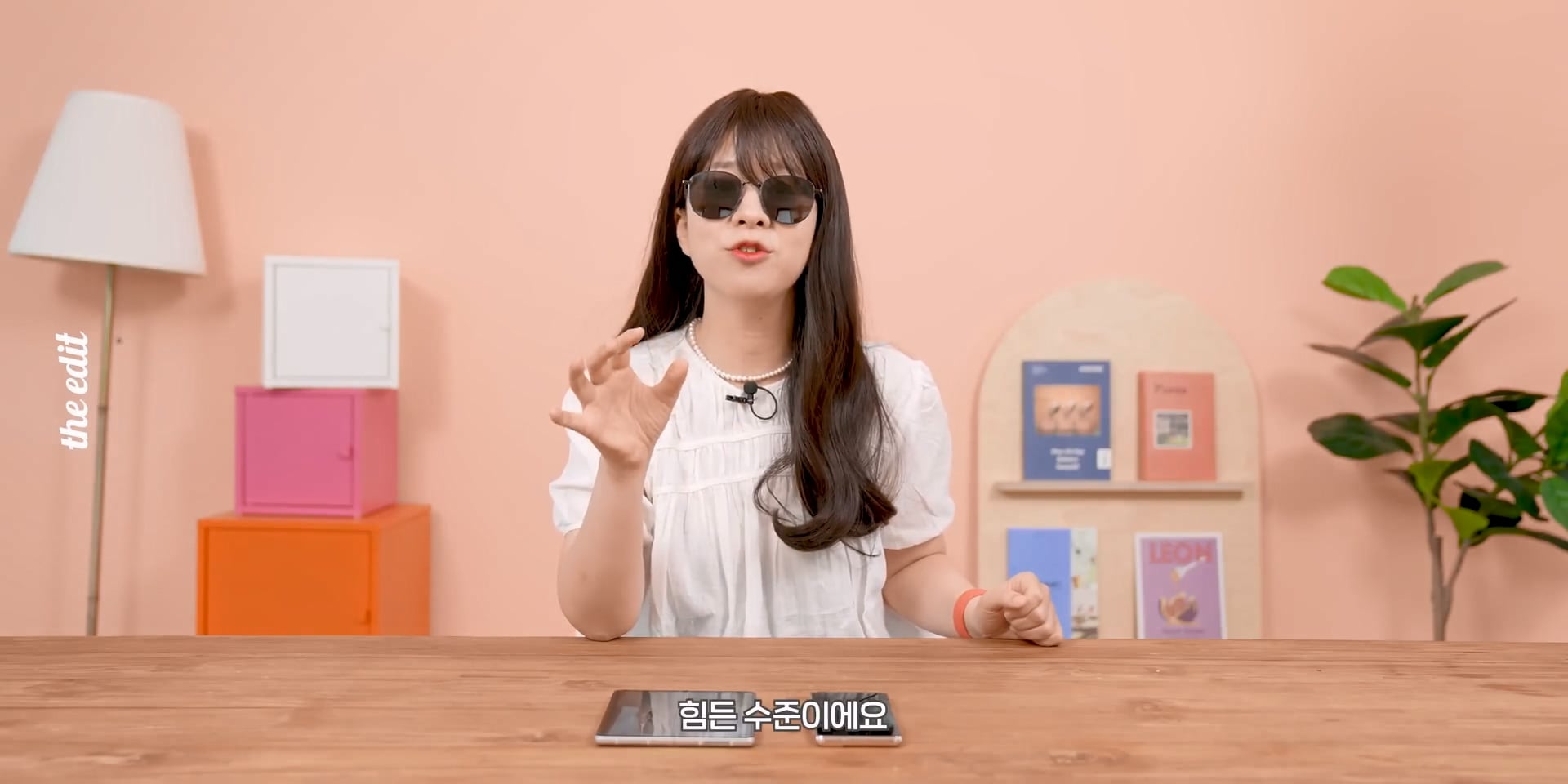 한 대형 IT 유튜버의 폴드와 아이폰 듀오 UDC 리뷰.jpg · 18번째 이미지