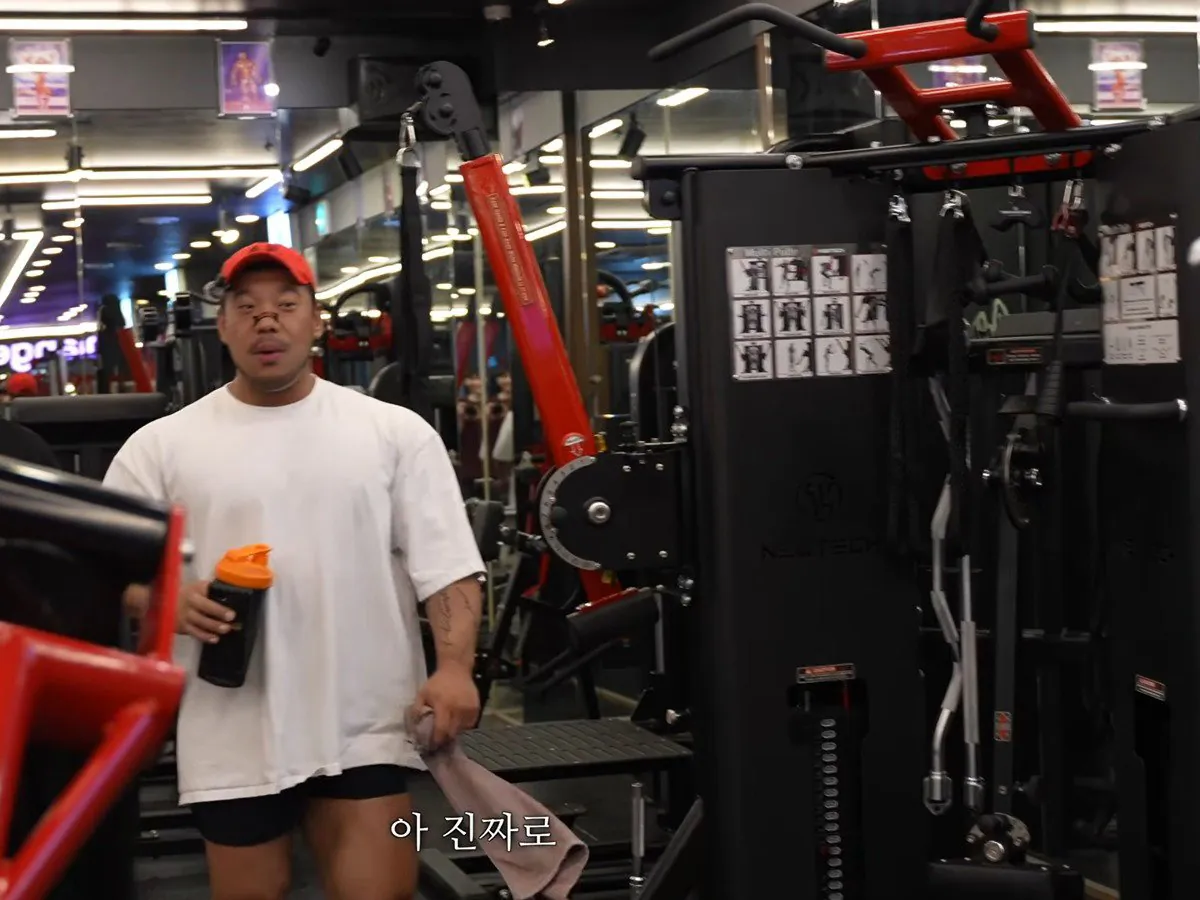 유튜브 찍다가 식겁한 헬스 유튜버ㄷㄷㄷㄷ .jpg · 6번째 이미지