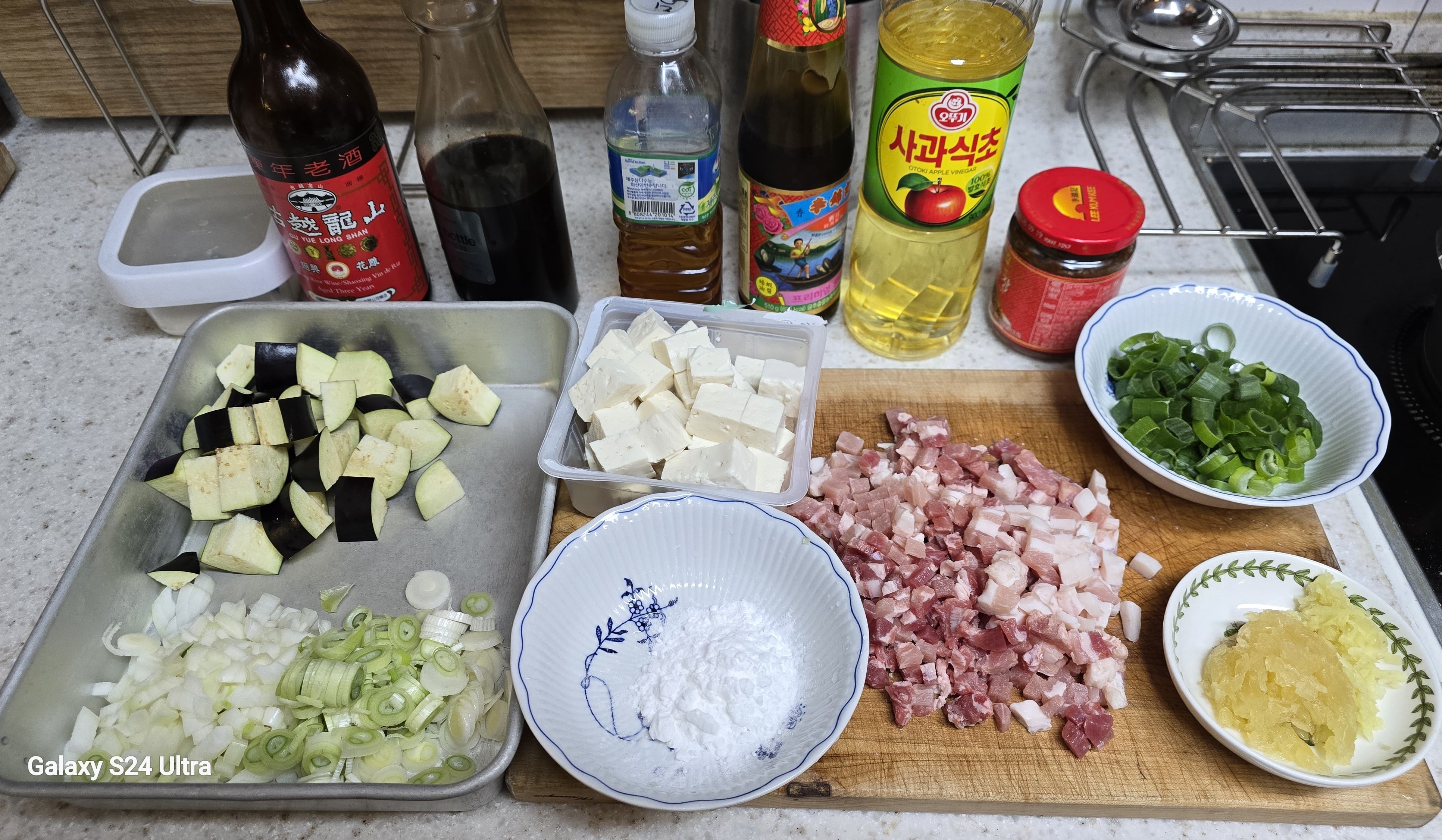 오늘 우울해서 마파두부 만들어 먹었어