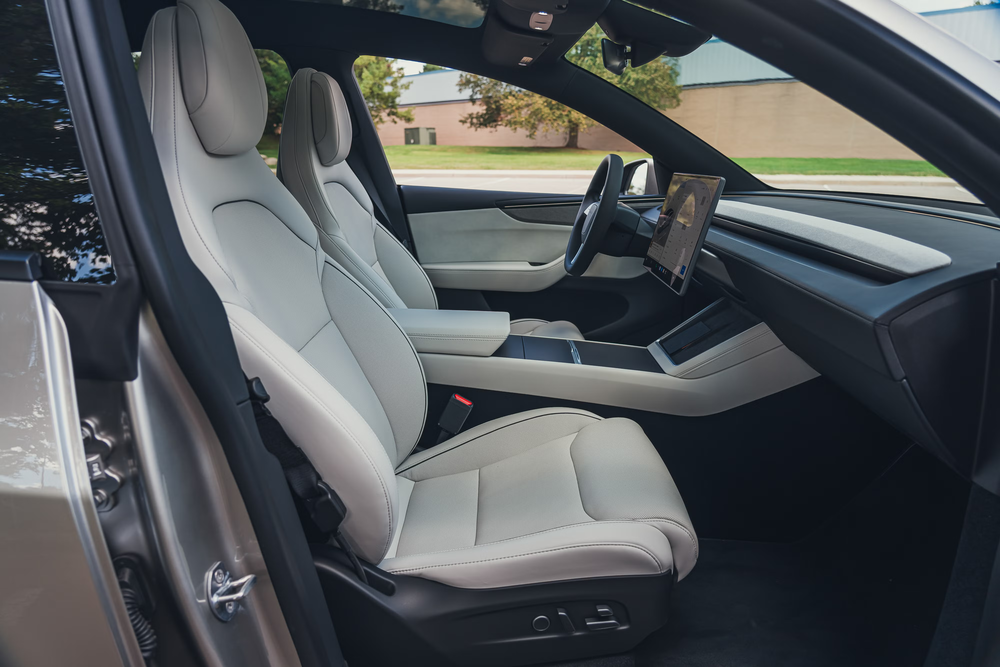2027 Tesla Model Y L · 35번째 이미지