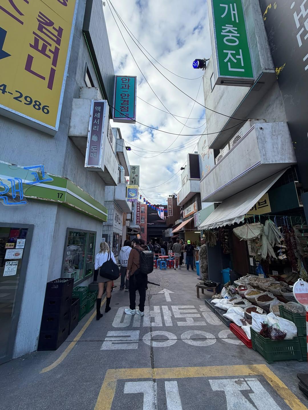 런던 근황.jpg · 2번째 이미지