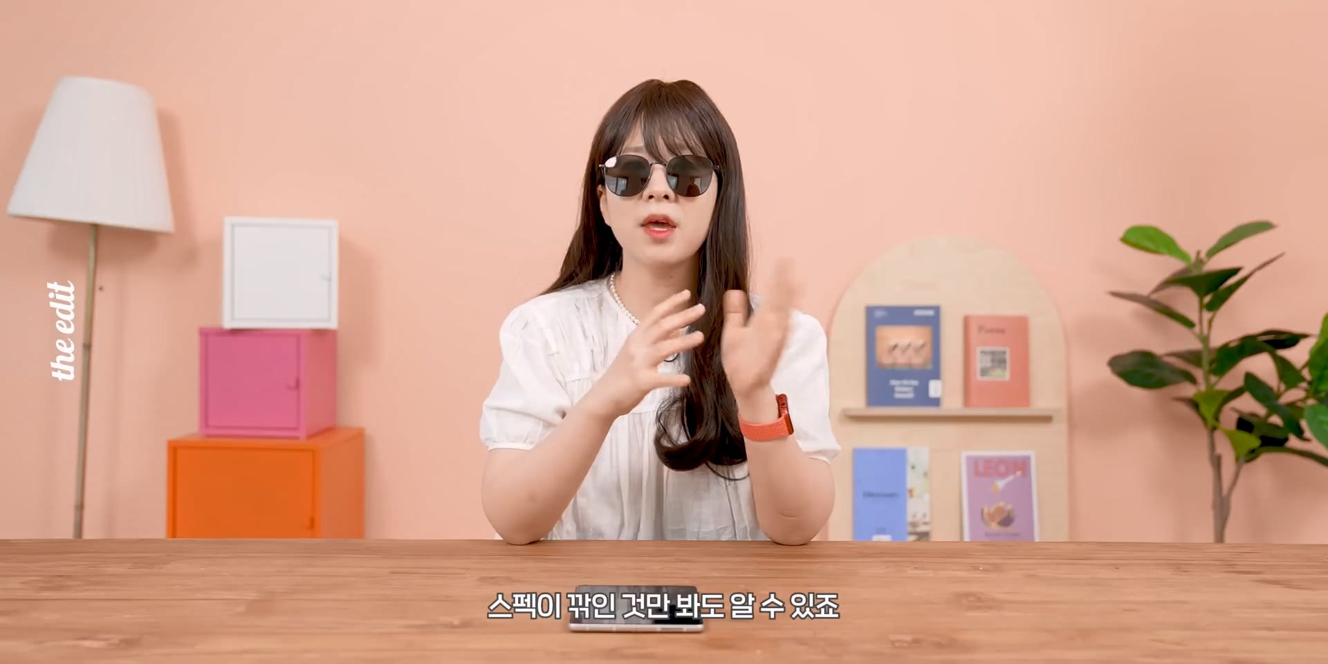 한 대형 IT 유튜버의 폴드와 아이폰 듀오 UDC 리뷰.jpg · 14번째 이미지