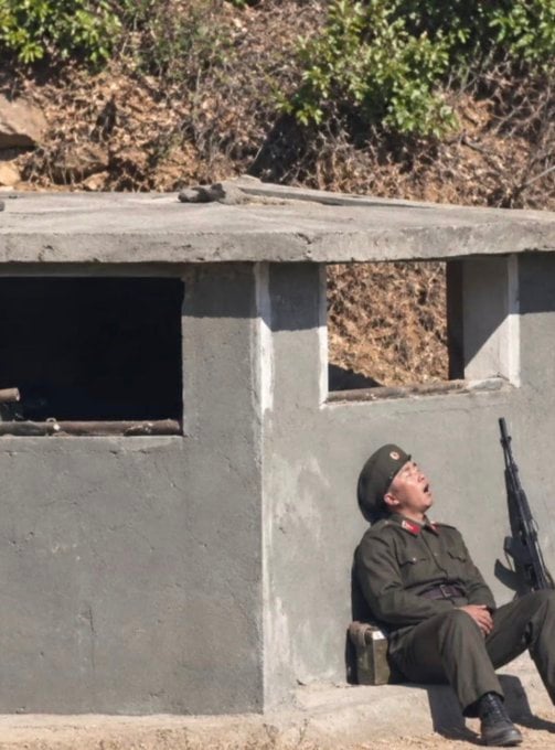 꿀잠자는 북한군 · 1번째 이미지