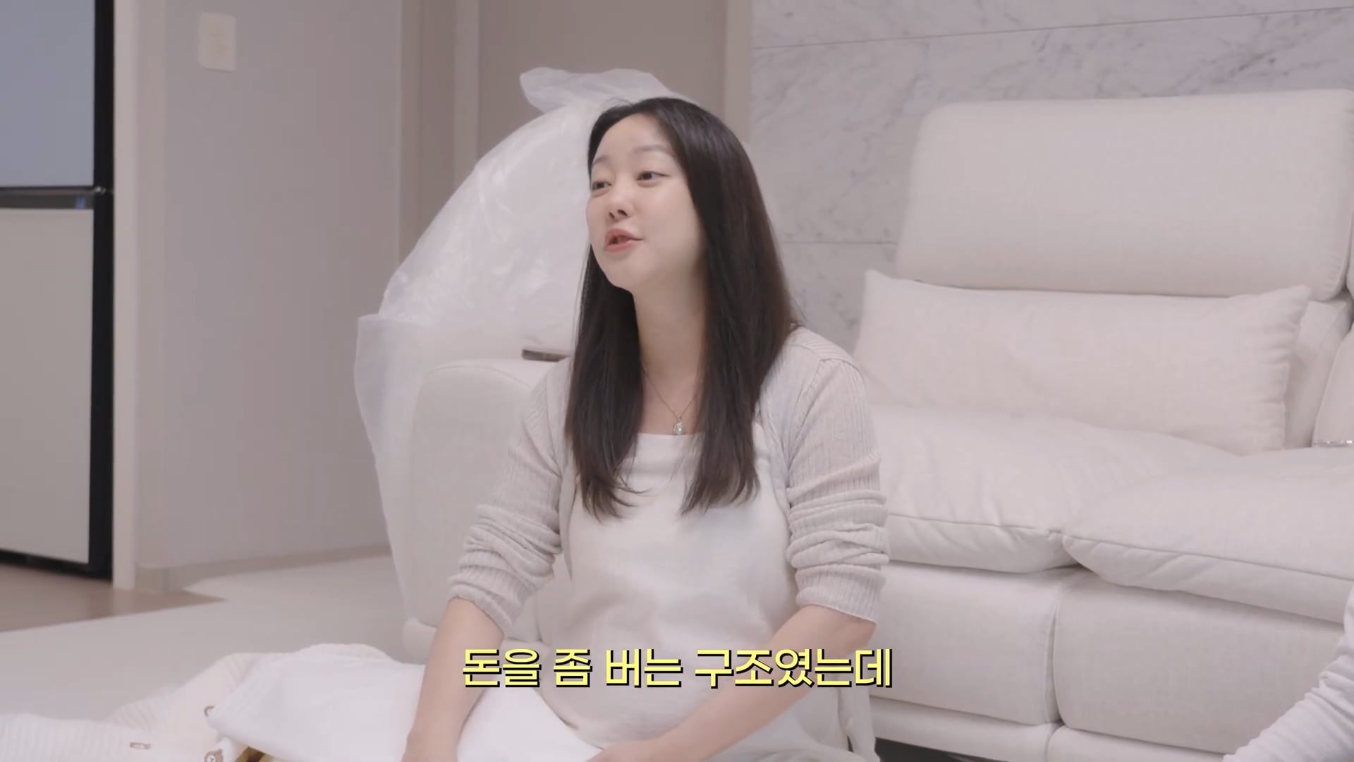 수익창출 직전에 멤버가 임신한 그룹 ㅋㅋ · 16번째 이미지