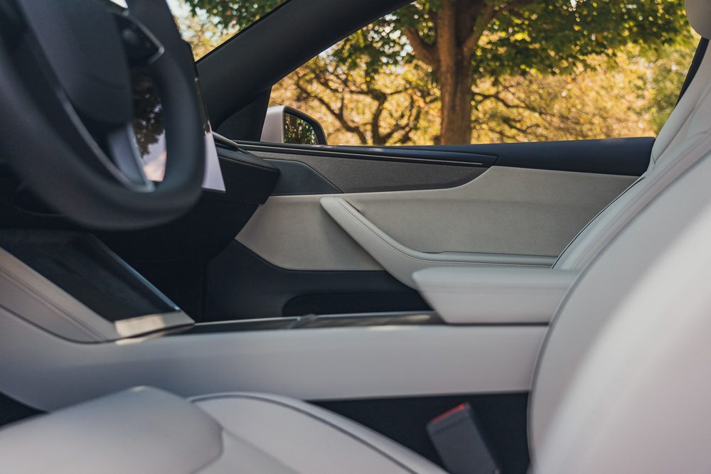 2027 Tesla Model Y L · 27번째 이미지