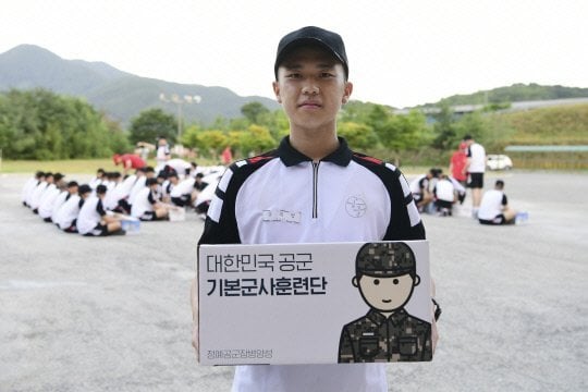 이불 부터 다르다는 공군 병영생활 · 13번째 이미지