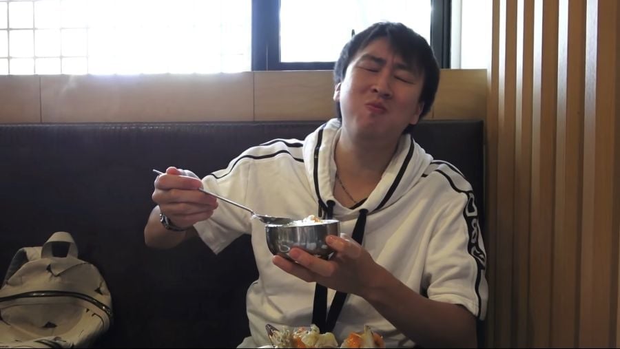 간장게장 먹어보려 한국까지 온 일본 유튜버의 최후 · 24번째 이미지