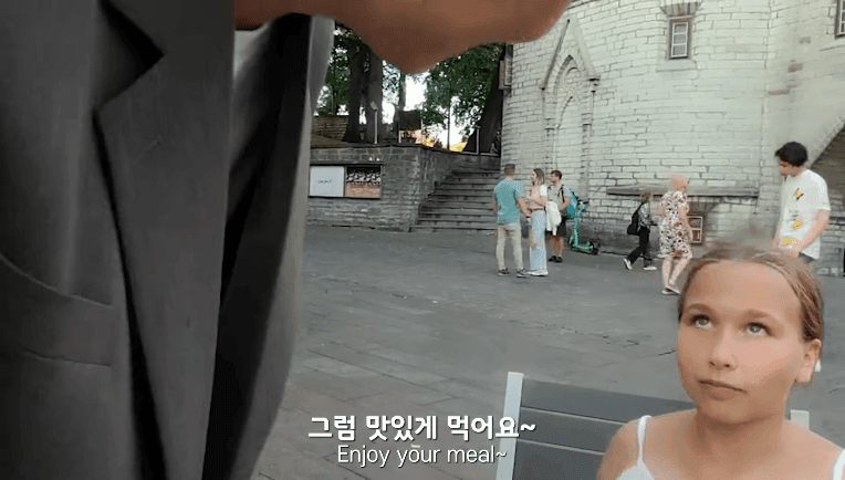 10살 소녀에게 번호따인 여행 유튜버 · 19번째 이미지
