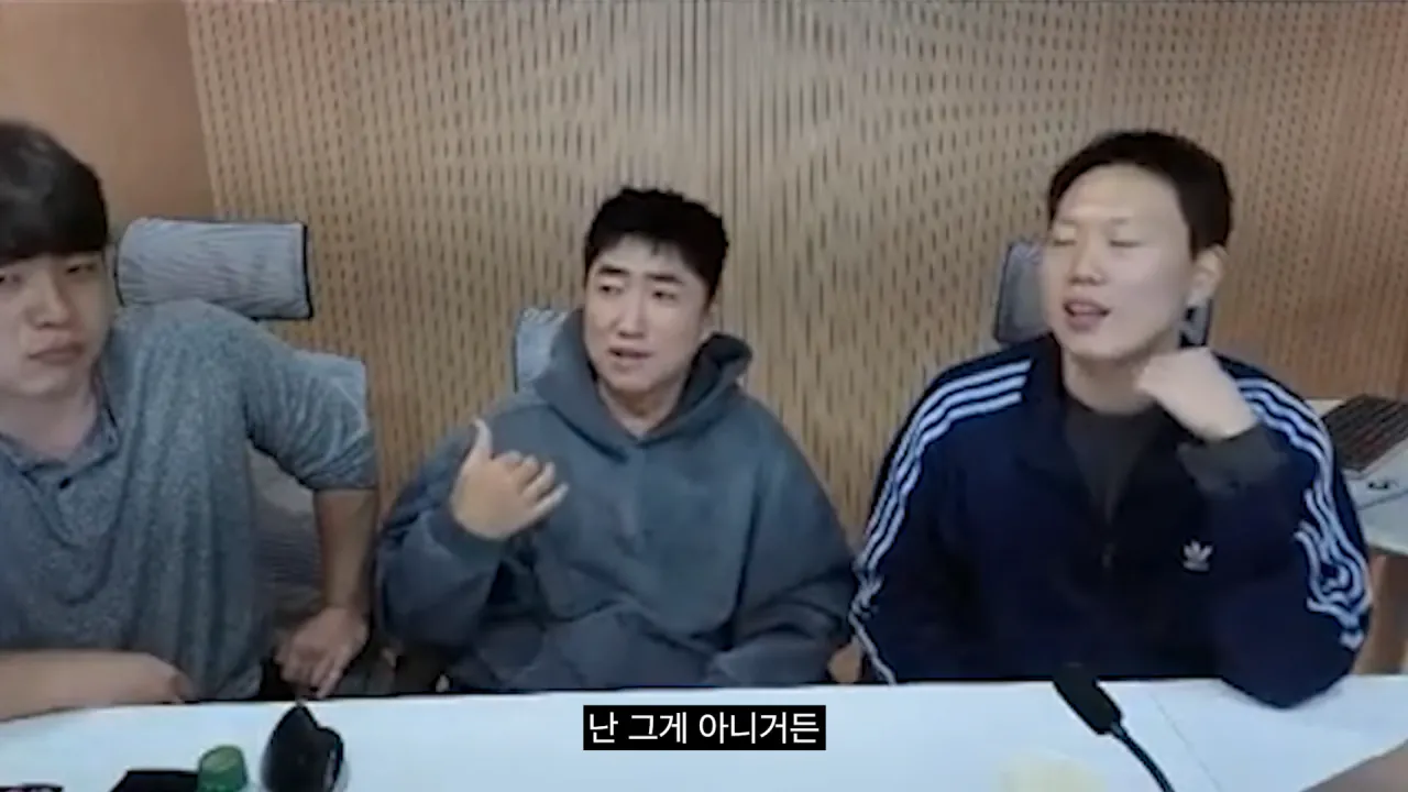 홍진호_ 오현민_ 유리사_ 장동민이 뽑은 최고의 상대 월드컵 19-33 screenshot.png 장동민이 말하는 홍진호가 최근 서바이벌에서 아쉬운 모습을 보였던 이유
