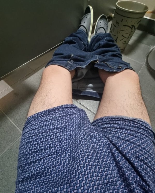 고추 크기 21cm 인증한 07년생 남자.jpg · 7번째 이미지