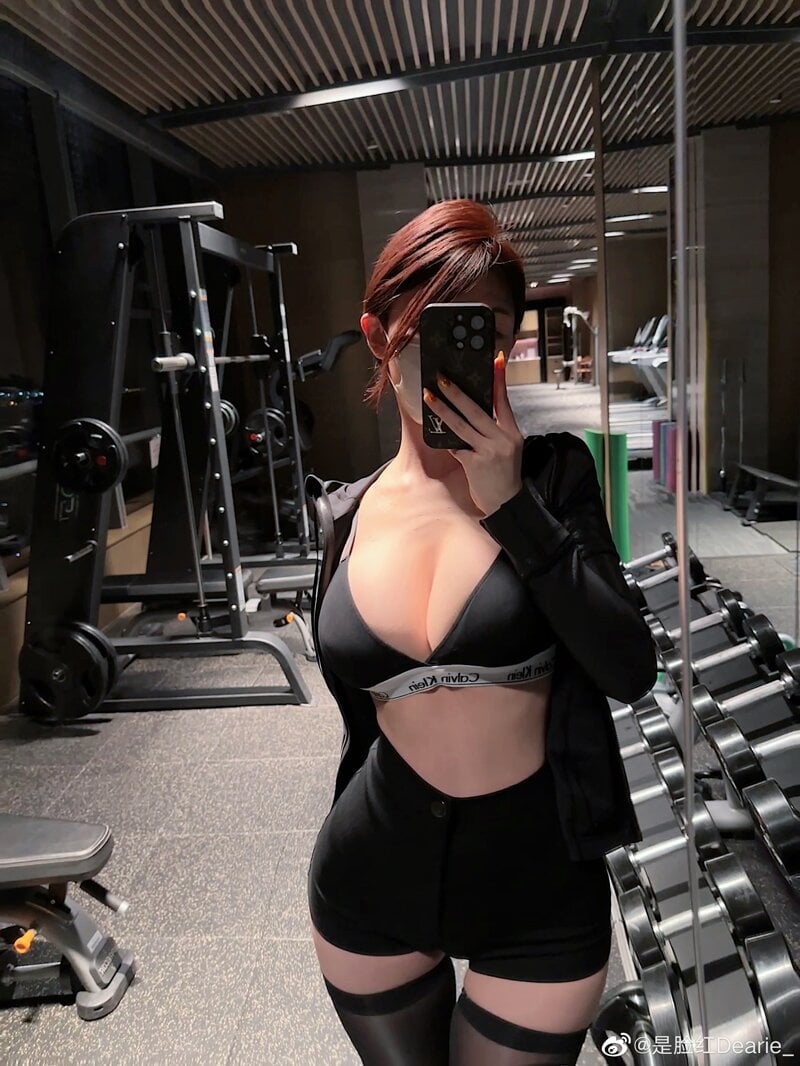 ㅇㅎ) 요즘 헬스장 패션 · 1번째 이미지