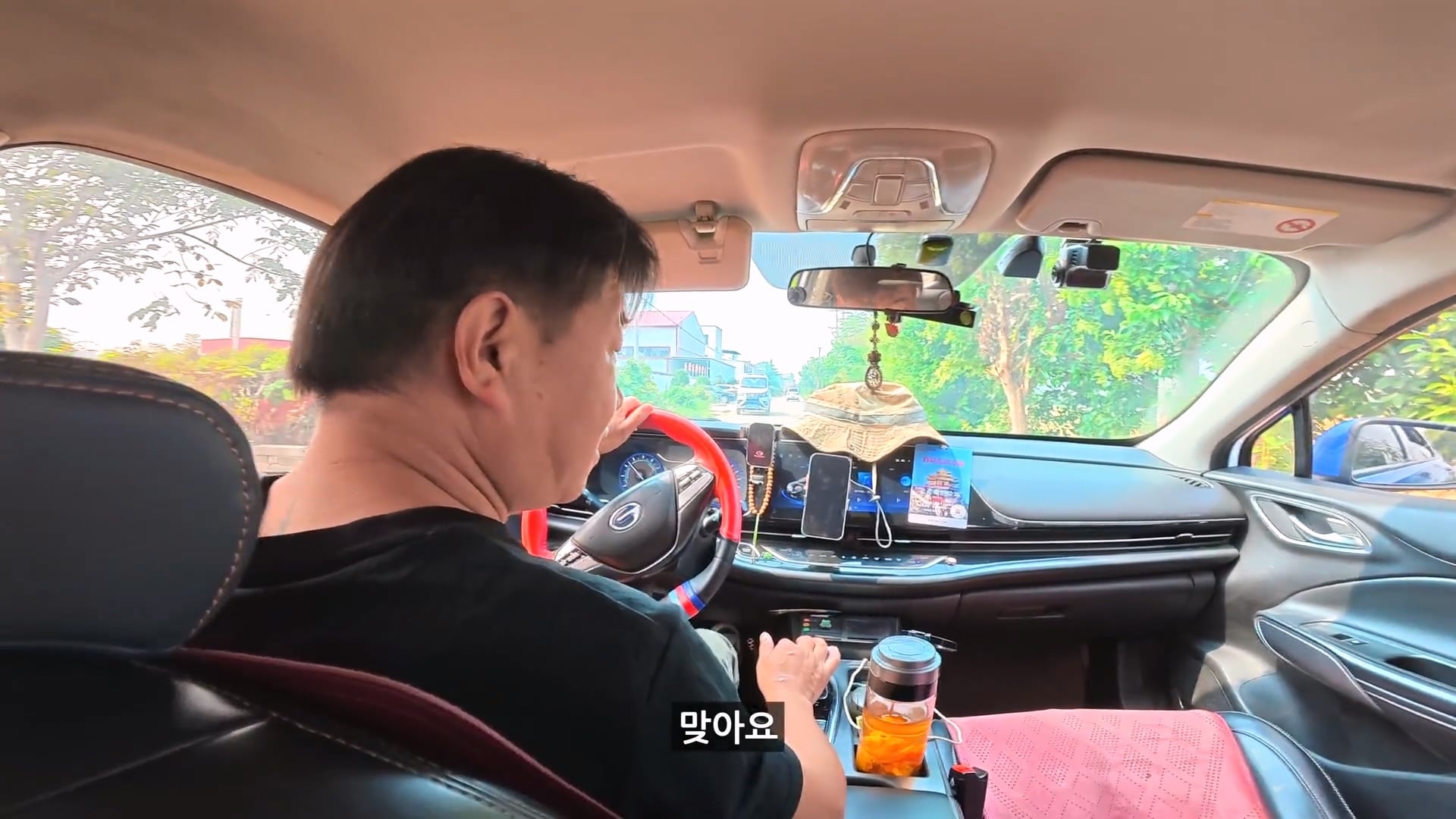 유튜버가 촬영 다하고 올때까지 기다리겠다는 택시기사 ㅋㅋㅋ · 4번째 이미지