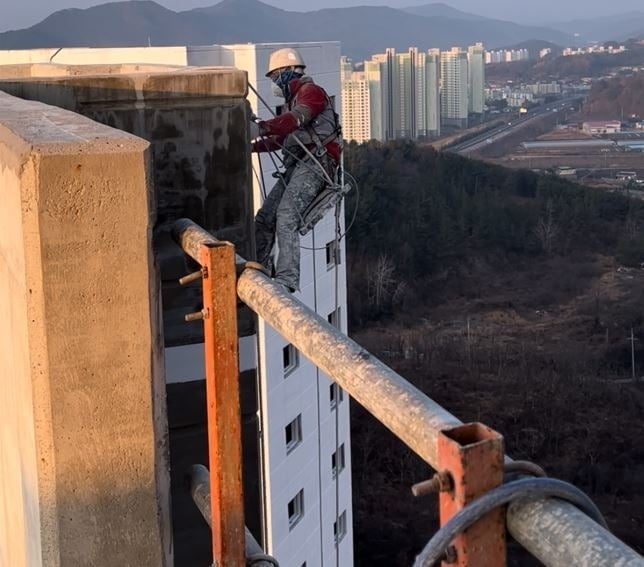 우리 모두가 경험한 사회실험 · 5번째 이미지