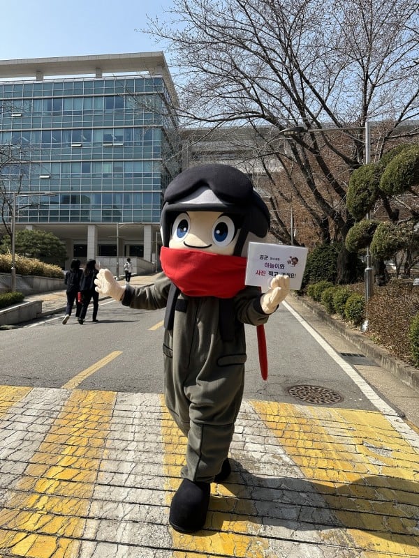 공군은 왜 유격, 행군 같이 좆같은 훈련을 안할까? · 11번째 이미지